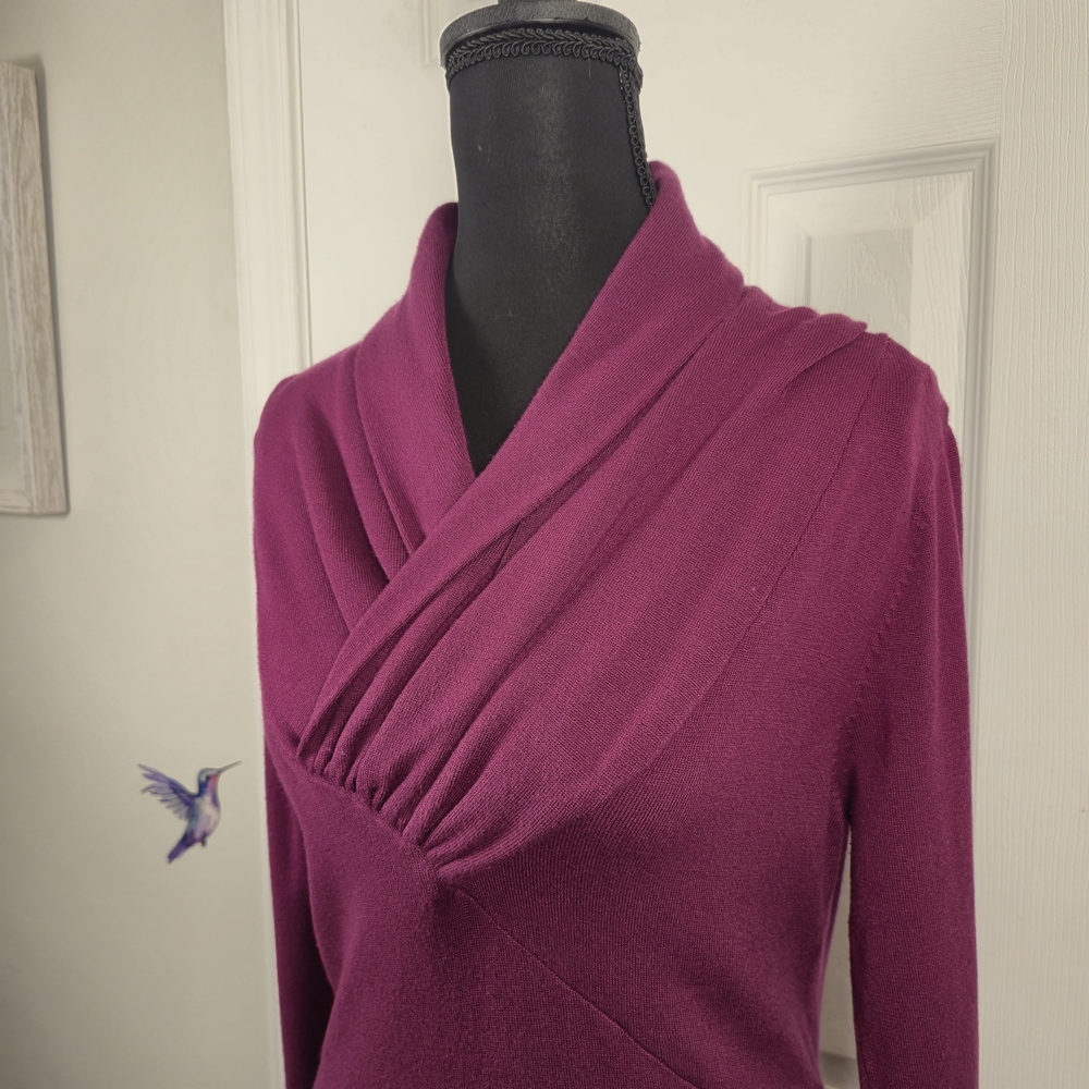 Cyrus Plum Ruched Surplice V-Neck Long Sleeve Knit Sweater Medium - Picture 3 of 8